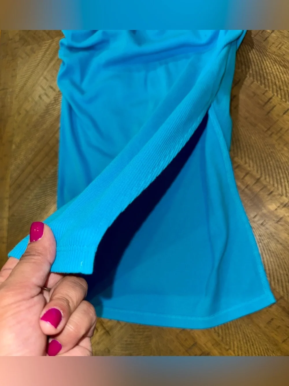 🩵 Bright Turquoise Blue V-Neck Midi Ruched Dress w/ Low Side Slit - size Small - Picture 9 of 15